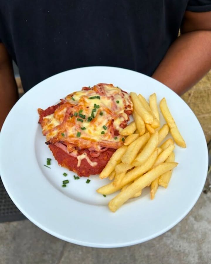Featured image for “Parma Wednesdays at Tathra Beach Bowling Club: $15 Midweek Special”