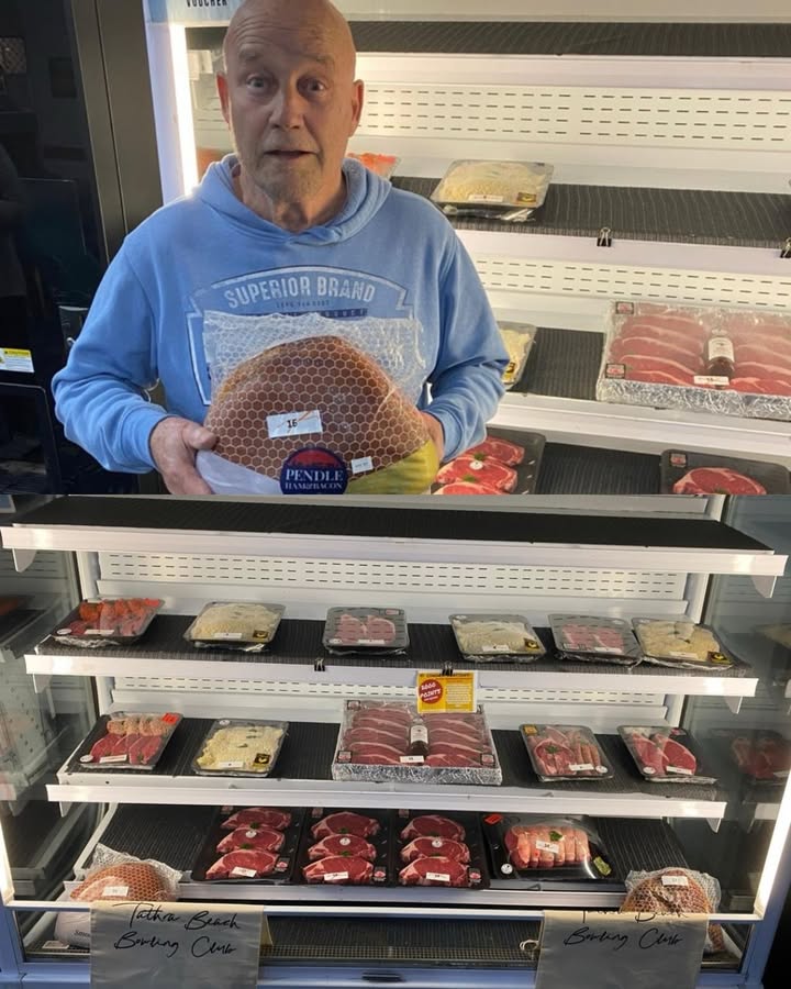 Featured image for “Tuesday Night Raffle Winner: Arthur Wins 1/2 Ham at Tathra Beach Bowling Club”