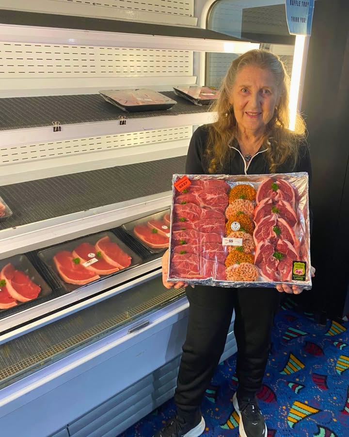 Featured image for “Big Win at Tathra Beach Bowling Club: Margaret Takes Home the Large Meat Tray”
