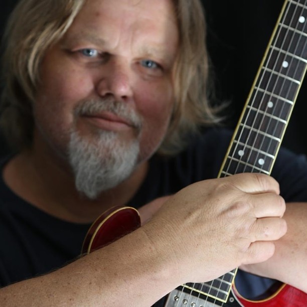 Featured image for “Live Music Night with Davey Hilder at Tathra Bowlo”