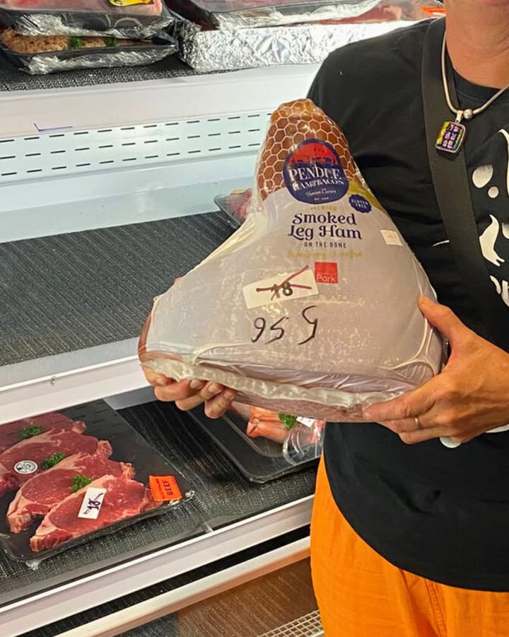 Featured image for “Festive Meat Raffles Tonight at Tathra Bowlo”