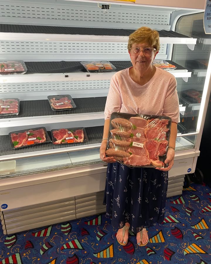Featured image for “Congratulations Robyn on Your First Meat Tray Win”