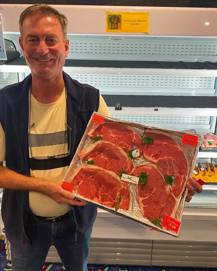 Featured image for “Meat Tray Winner Peter Takes Home Six Steaks at Tathra Beach Bowling Club”