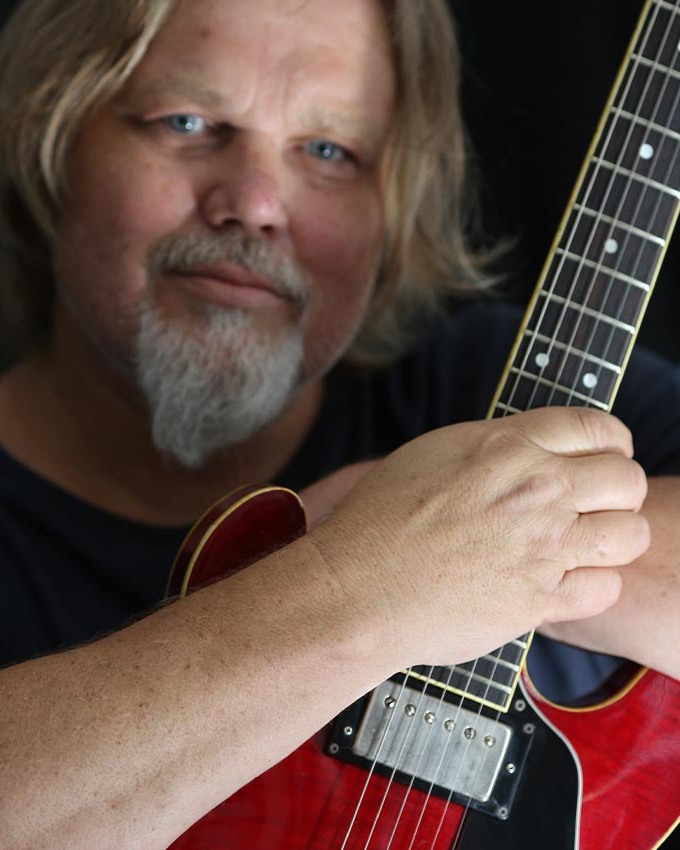 Featured image for “Davey Hilder Live at Tathra Beach Bowling Club This Saturday”