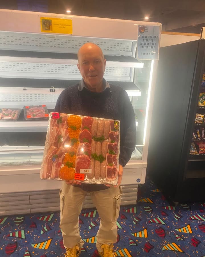 Featured image for “Big Meat Tray Wins at Tathra Beach Bowling Club Raffle”