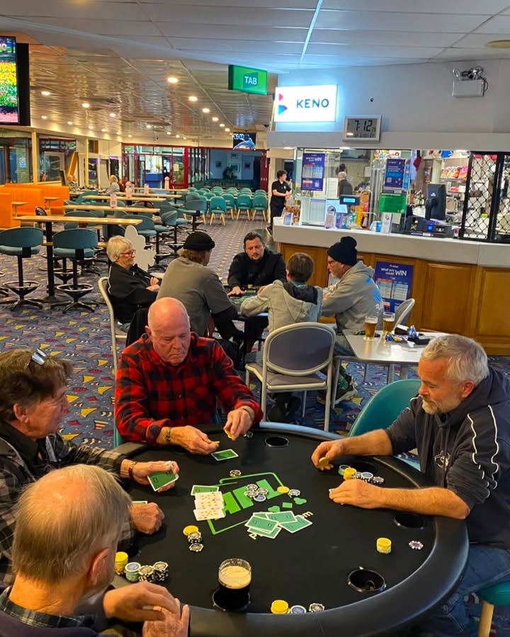 Featured image for “Ray Takes the Win at Poker, Pizza & Pie Night – Tathra Beach Bowling Club”