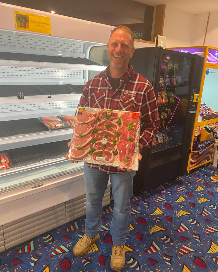 Featured image for “Meat Tray Raffle Winner at Tathra Beach Bowling Club”