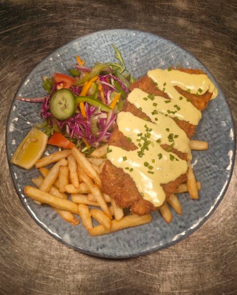 Featured image for “$18 Beef Schnitzel at Tathra Beach Bowling Club”