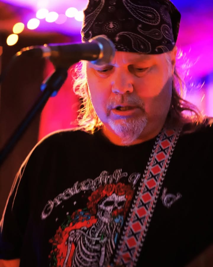 Featured image for “Davey Hilder Live Saturday Night at Tathra Beach Bowling Club”